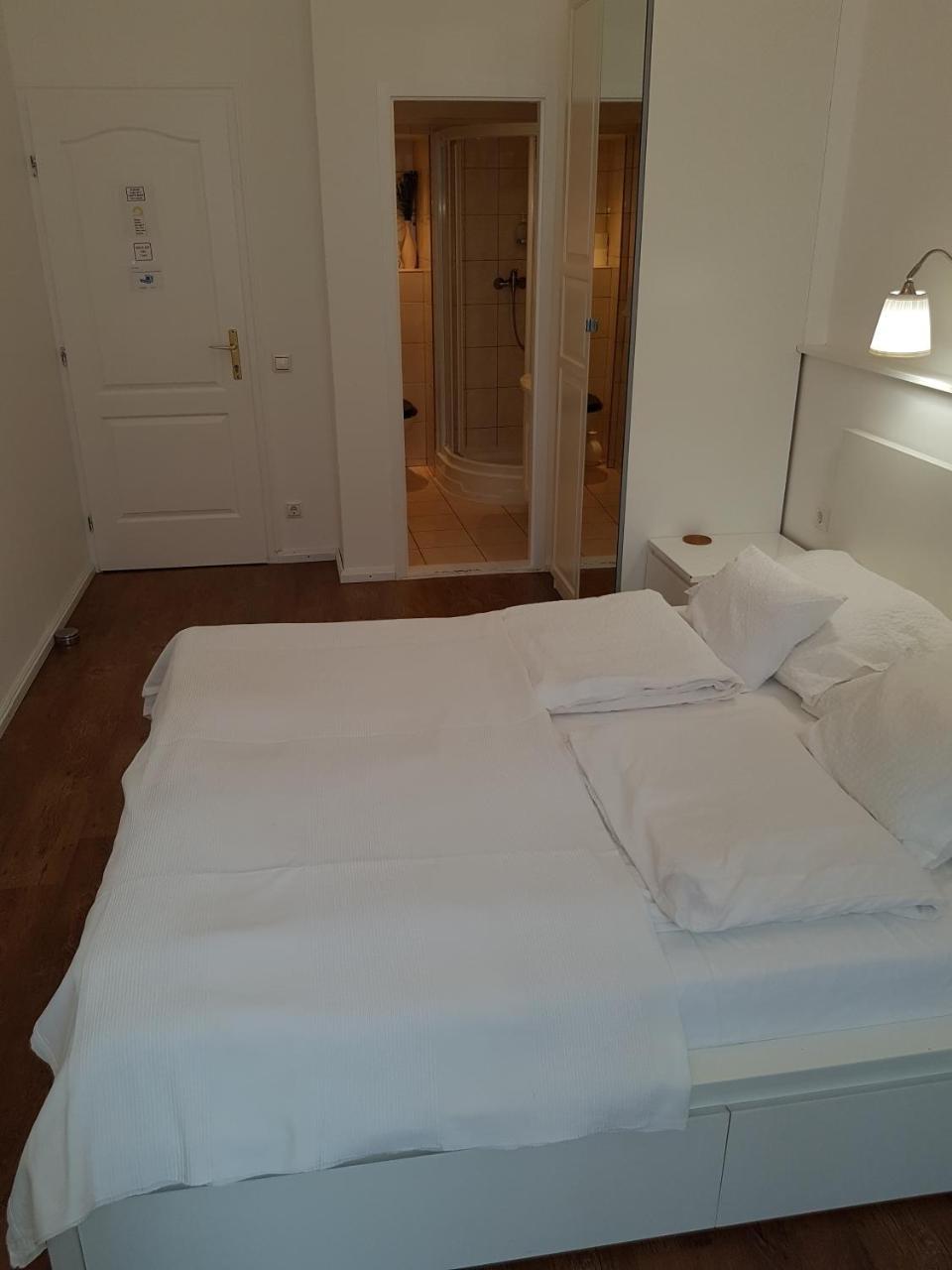 Connection Guest house 3*